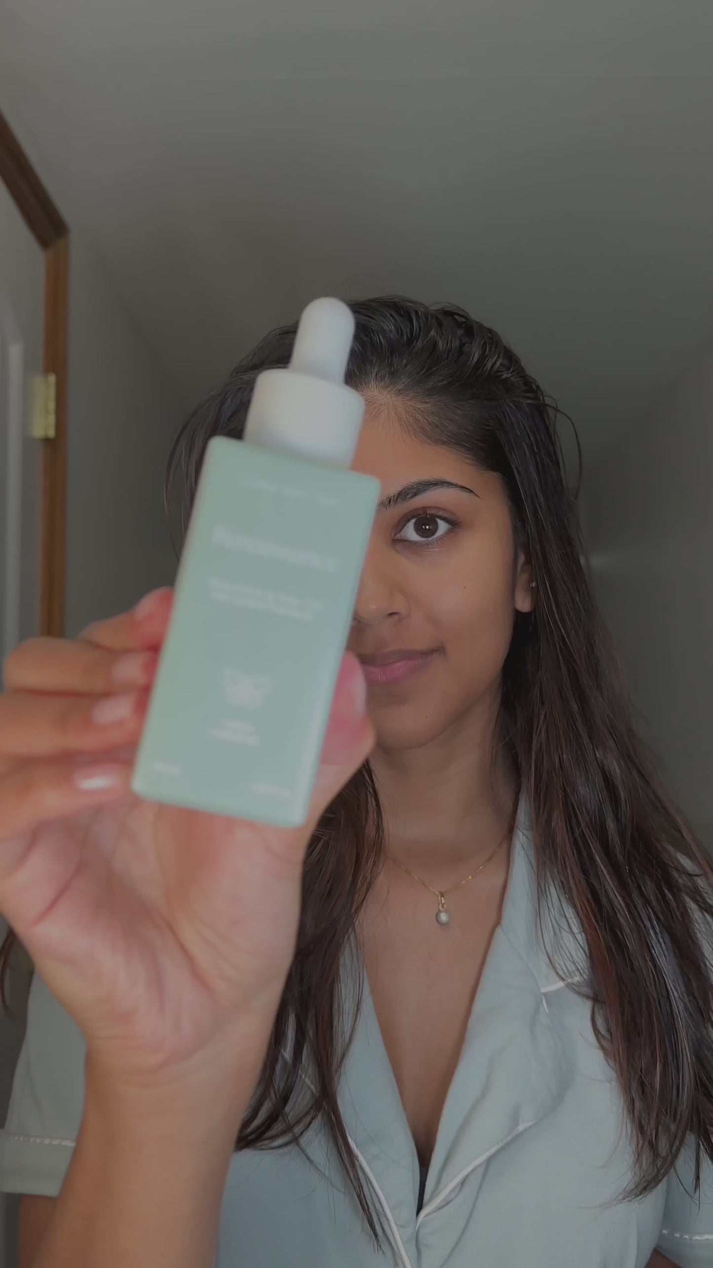 Load and play video in Gallery viewer, Renaissance Nourishing Pre-Wash Hair Oil