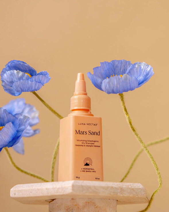 All You Need to Know About Dry Shampoo: Mars Sand - Luna Nectar