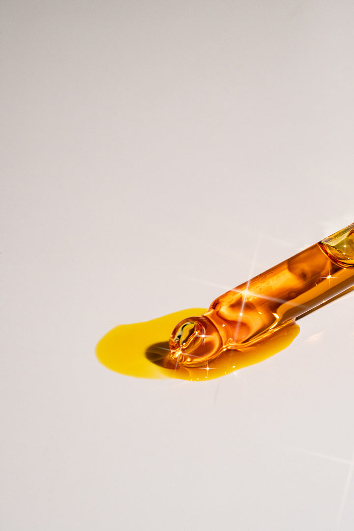 
                  
                    Heliophilia Glow & Fix Serum
                  
                